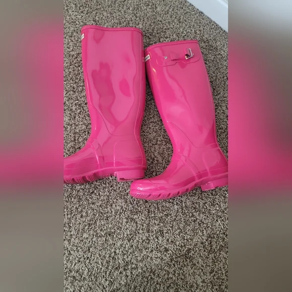 Hunter Tall Rain Boots in Hot Pink - Picture 2 of 4